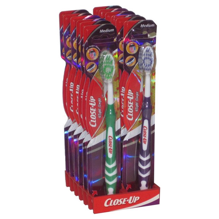 CLOSE-UP TOOTHbrush Angle Head Medium